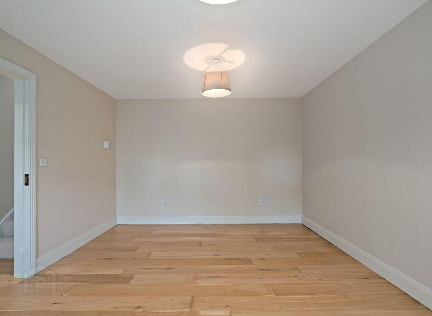 Barn Lodge, Knocknalurgan, Carrigaline, P43RX27