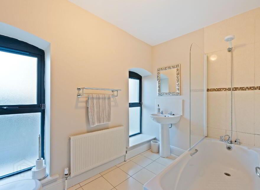 Barn Lodge, Knocknalurgan, Carrigaline, P43RX27