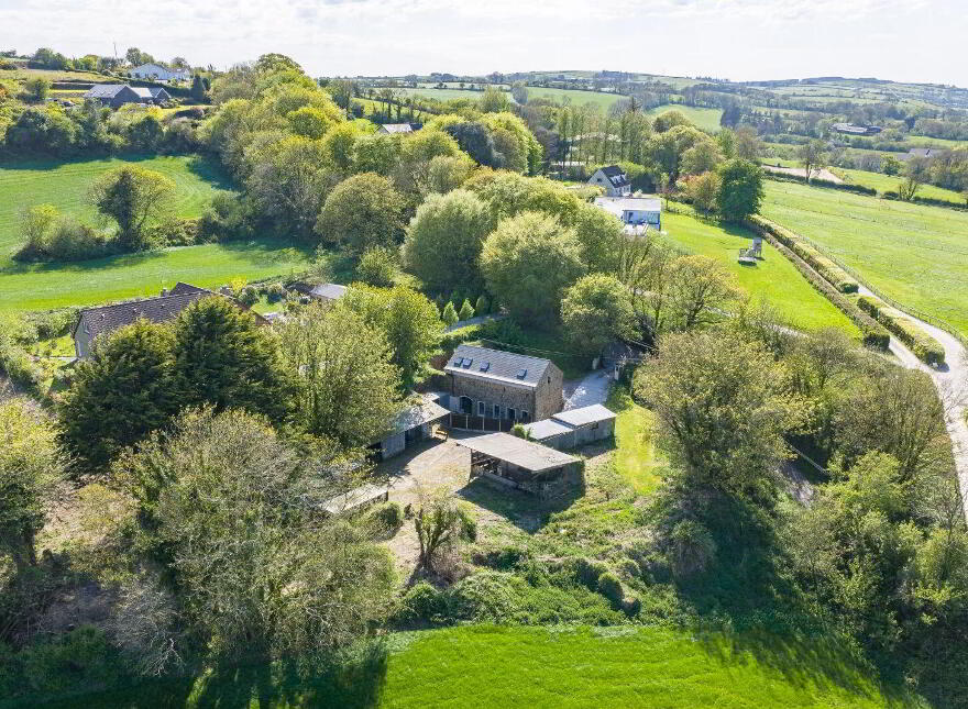 Barn Lodge, Knocknalurgan, Carrigaline, P43RX27