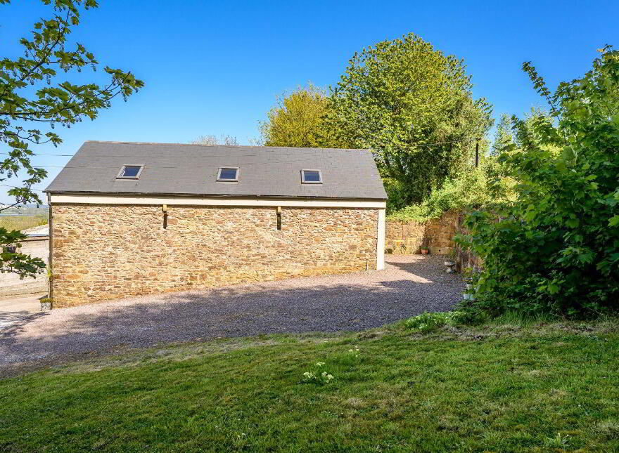 Barn Lodge, Knocknalurgan, Carrigaline, P43RX27