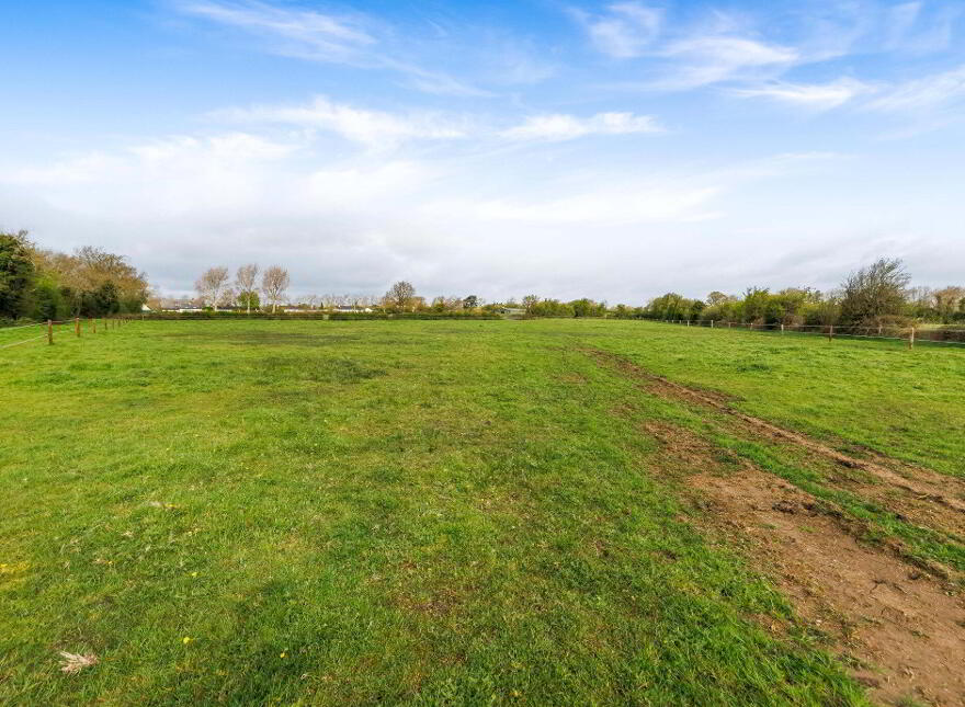 Marfield Lodge On Approx 9.96 Acres, 4.03 Ha, Mooretown, Ratoath, A85T210