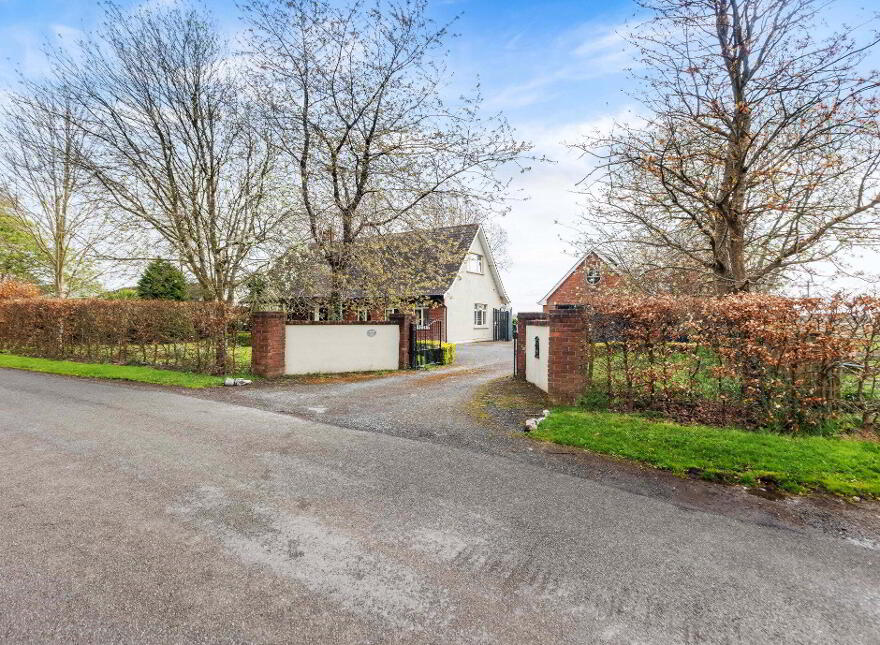 Marfield Lodge On Approx 9.96 Acres, 4.03 Ha, Mooretown, Ratoath, A85T210