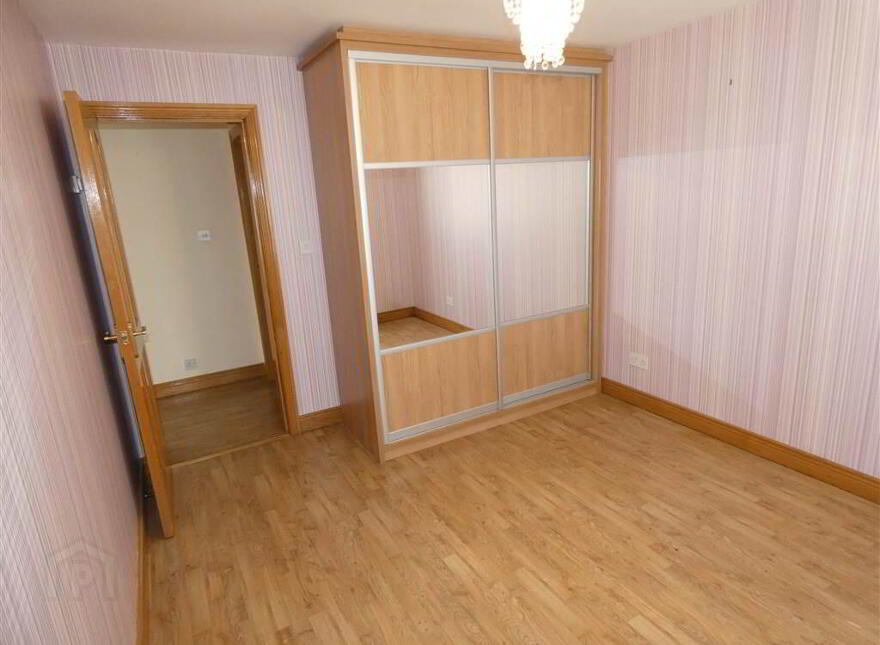 Apt, 2 Annavale House, Carryduff, Belfast, BT8 8DN