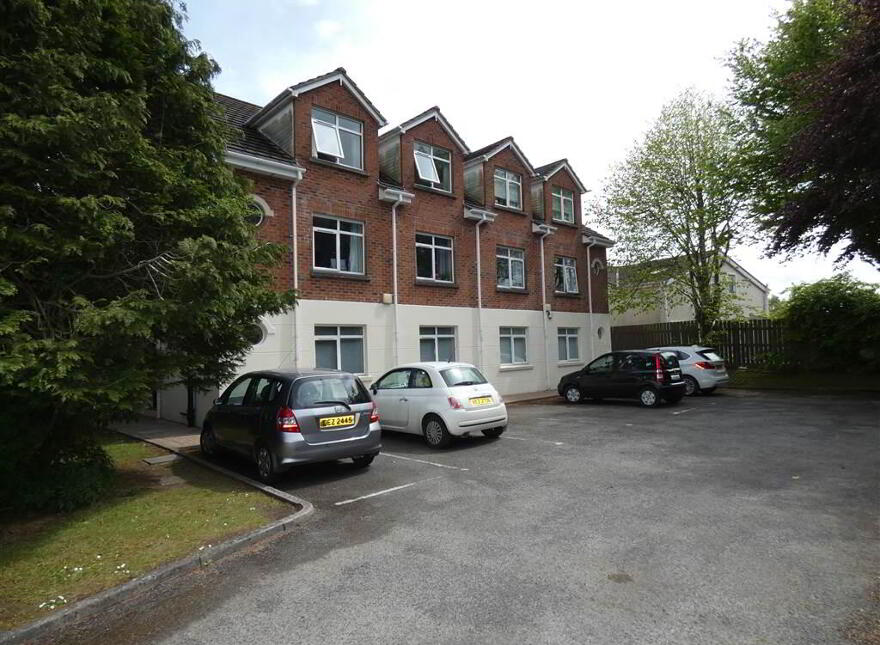 Apt, 2 Annavale House, Carryduff, Belfast, BT8 8DN