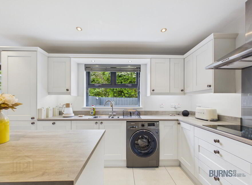 4 Glovers Lane, Toomebridge, BT41 3FH
