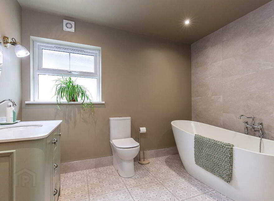 15a Scottstown Road, Moorfields, Ballymena, BT42 4RA