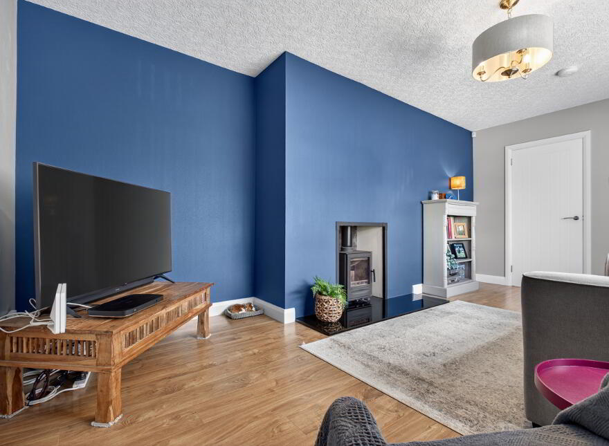 19 Hollybank Park, Ballymena, BT42 2HJ