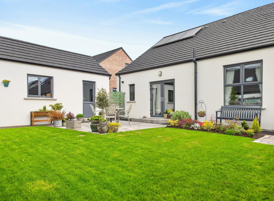 58 Castlegate, Galgorm, Ballymena, BT42 1SD