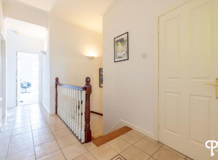 52E Wellington Park, Belfast, BT9 6DP