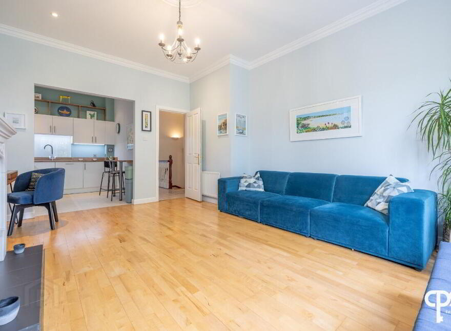 52E Wellington Park, Belfast, BT9 6DP