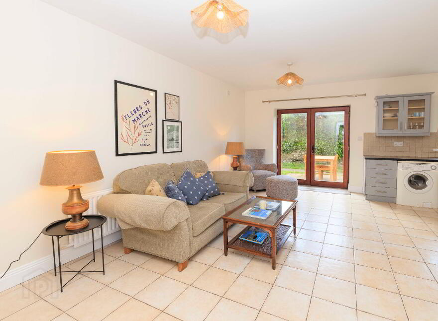 10 An Doirin, Green Street, Dingle, V92EH73