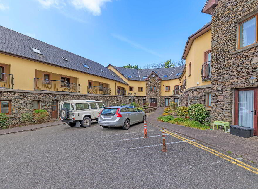 10 An Doirin, Green Street, Dingle, V92EH73