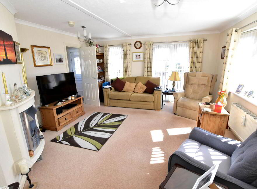 5 Greenfinch Close, Ballyhalbert, Newtownards, BT22 1UP