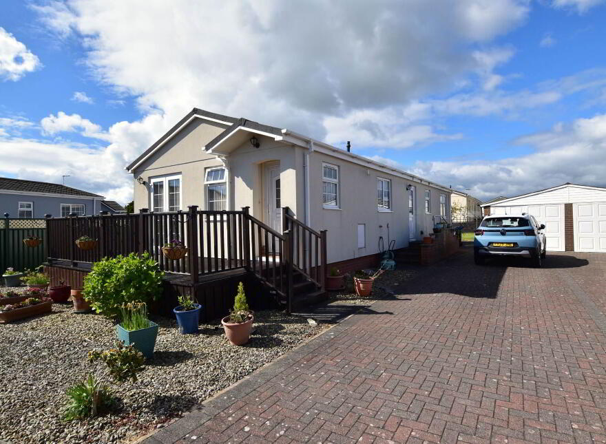 5 Greenfinch Close, Ballyhalbert, Newtownards, BT22 1UP