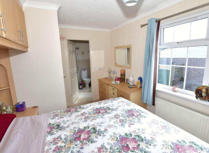 5 Greenfinch Close, Ballyhalbert, Newtownards, BT22 1UP