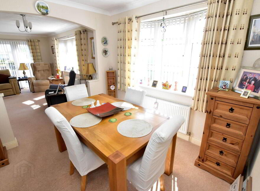 5 Greenfinch Close, Ballyhalbert, Newtownards, BT22 1UP