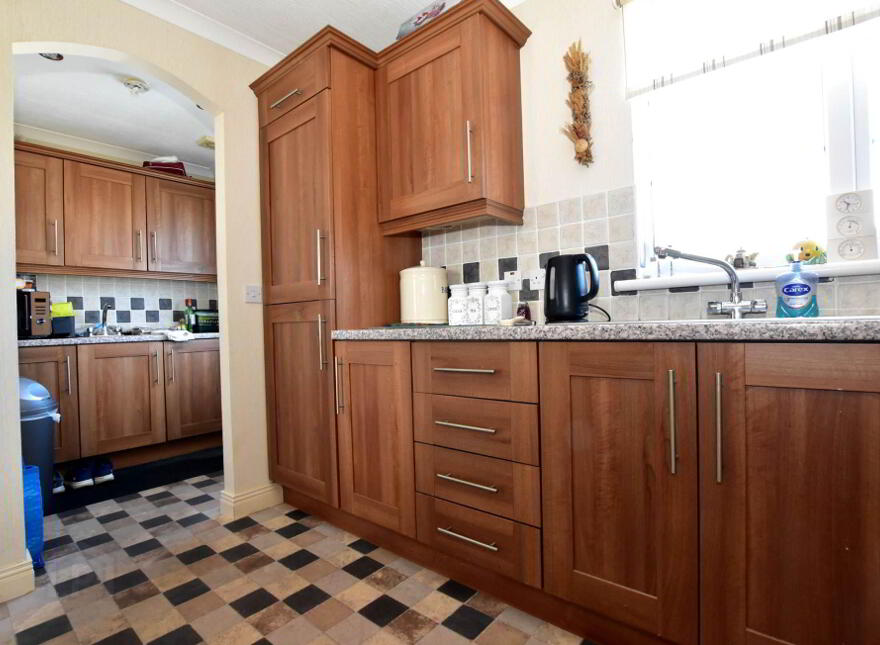 5 Greenfinch Close, Ballyhalbert, Newtownards, BT22 1UP