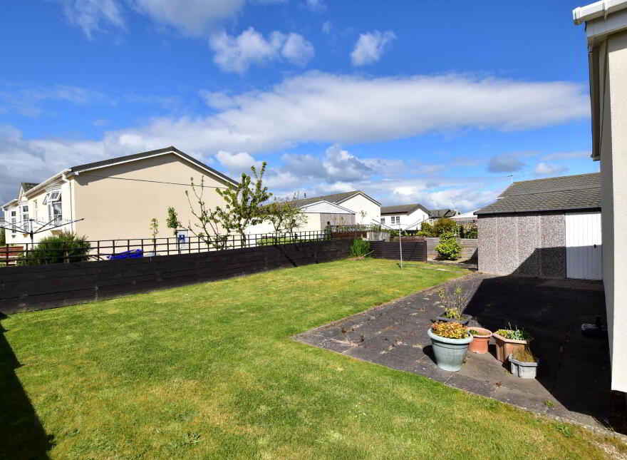 5 Greenfinch Close, Ballyhalbert, Newtownards, BT22 1UP