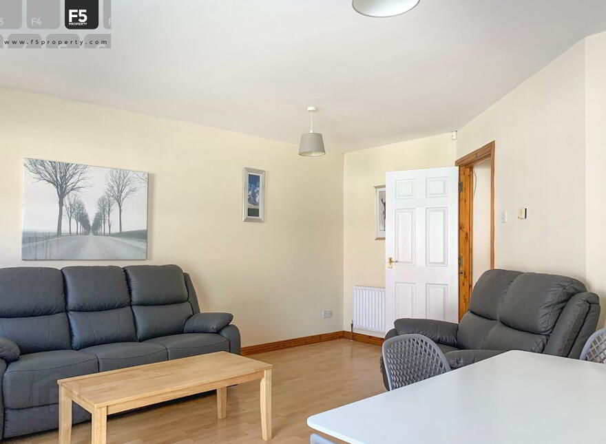 8 Ardenlee Way, Belfast, BT6 8QW