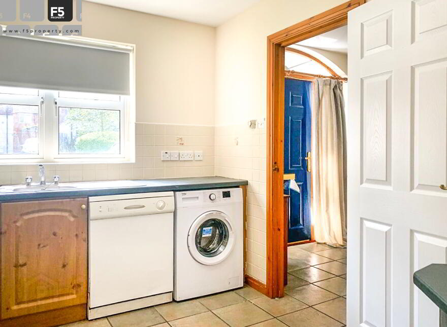 8 Ardenlee Way, Belfast, BT6 8QW