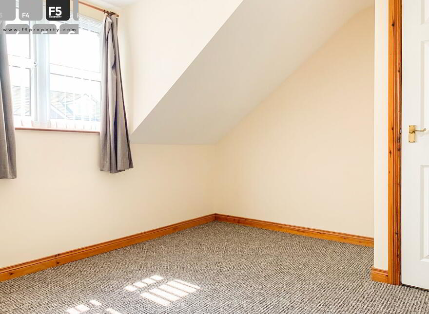 8 Ardenlee Way, Belfast, BT6 8QW