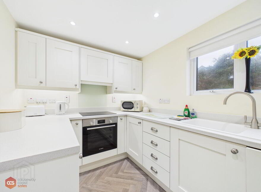 44 Portrush Road, Portstewart, BT55 7DD