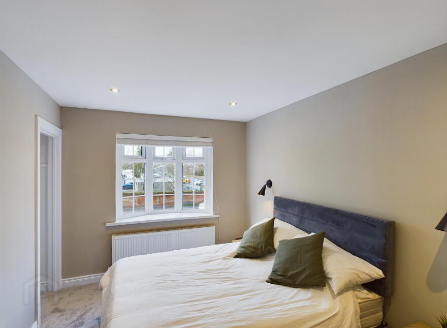 12 Park Place, Ravenhill Road, Belfast, BT6 8FR