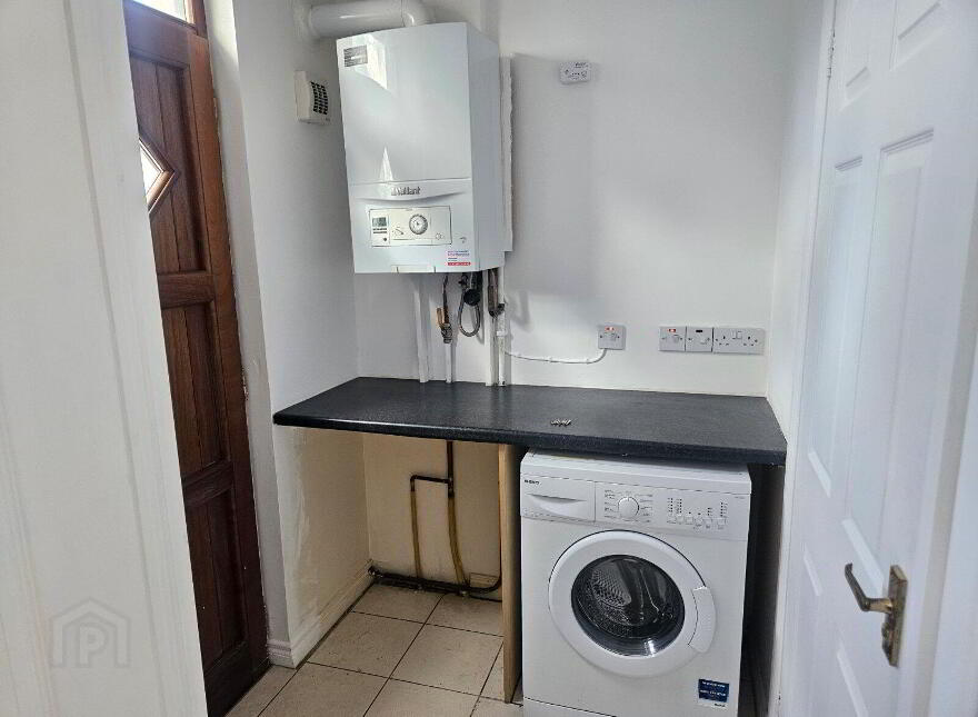 4 Eden Court, Carrickfergus, BT38 7QB