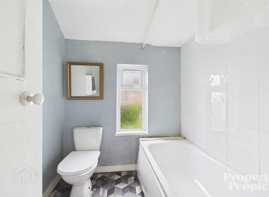 24 Silverstream Gardens, Belfast, BT14 8GS