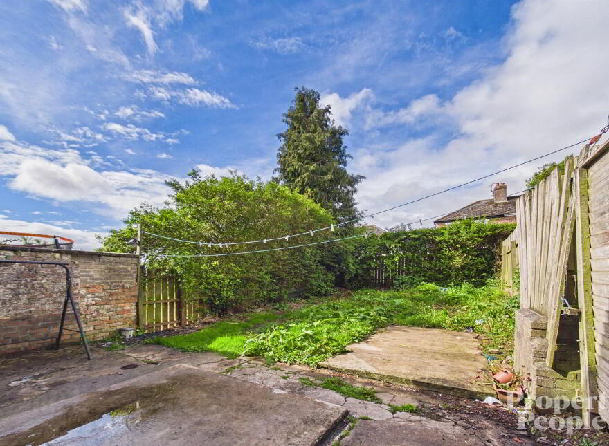 24 Silverstream Gardens, Belfast, BT14 8GS
