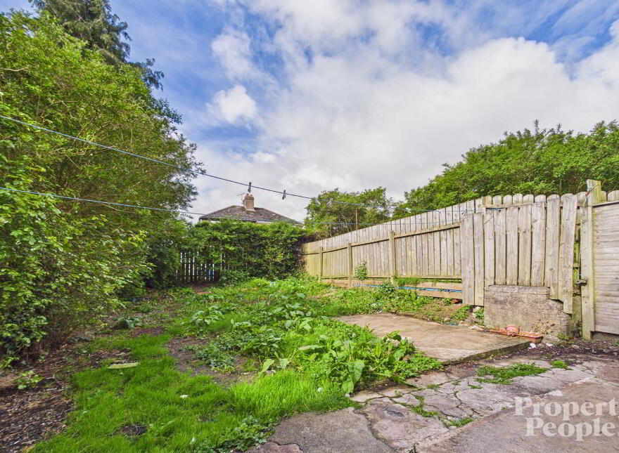 24 Silverstream Gardens, Belfast, BT14 8GS