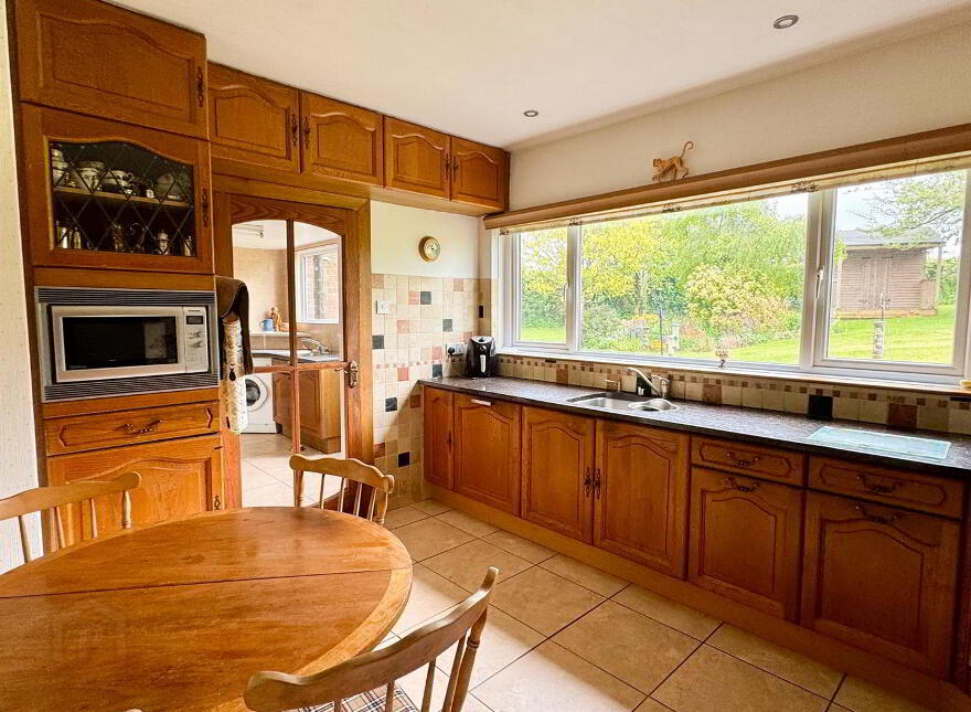 21 Lismenary Road, Ballynure, Ballyclare, BT39 9UE