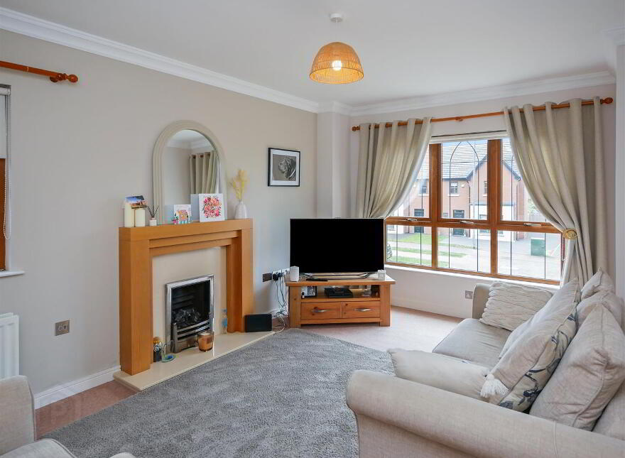 3 Brooke Hall, Saintfield Road, Belfast, BT8 6WB