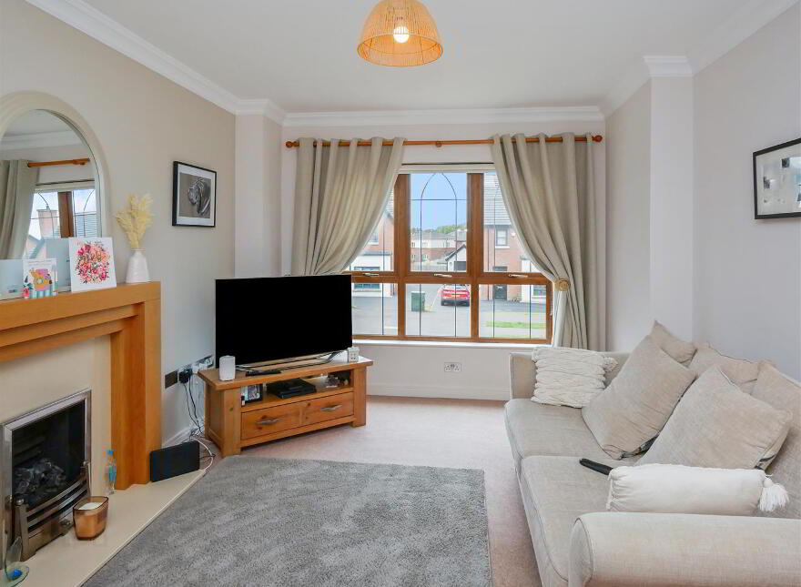 3 Brooke Hall, Saintfield Road, Belfast, BT8 6WB