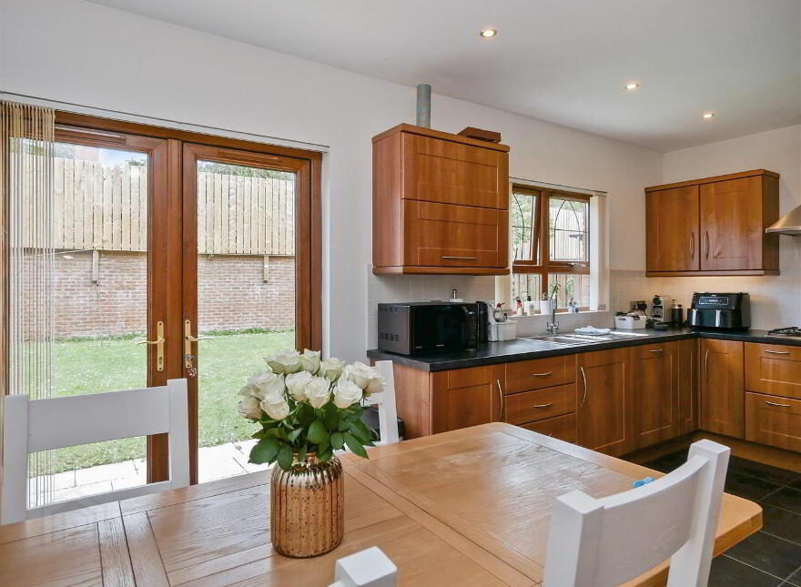 3 Brooke Hall, Saintfield Road, Belfast, BT8 6WB