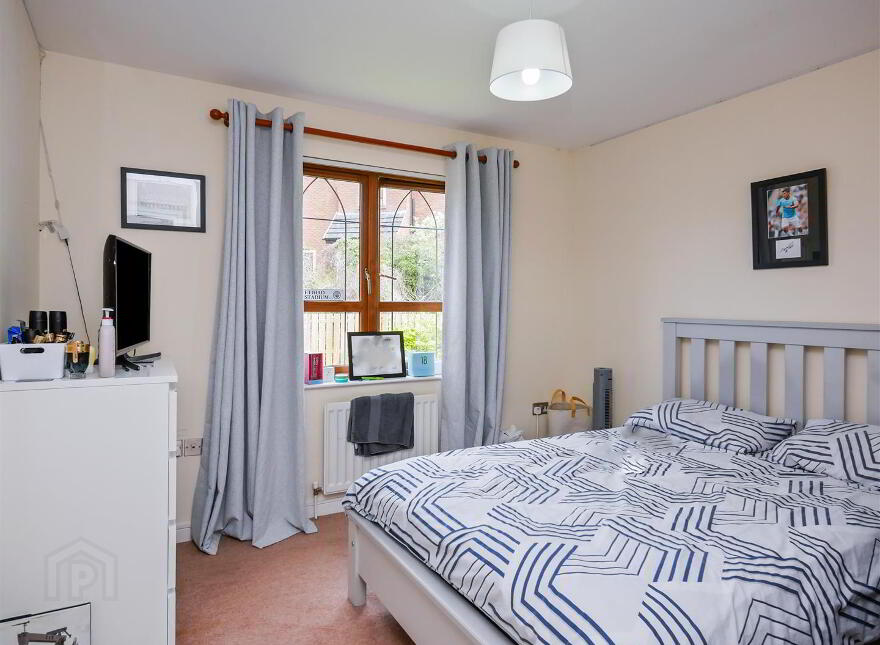 3 Brooke Hall, Saintfield Road, Belfast, BT8 6WB