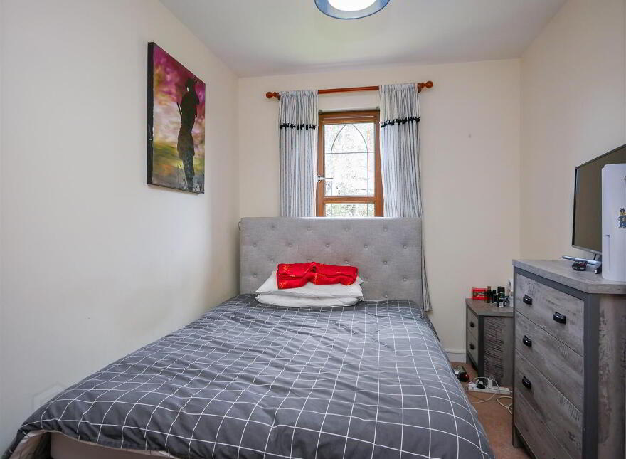3 Brooke Hall, Saintfield Road, Belfast, BT8 6WB