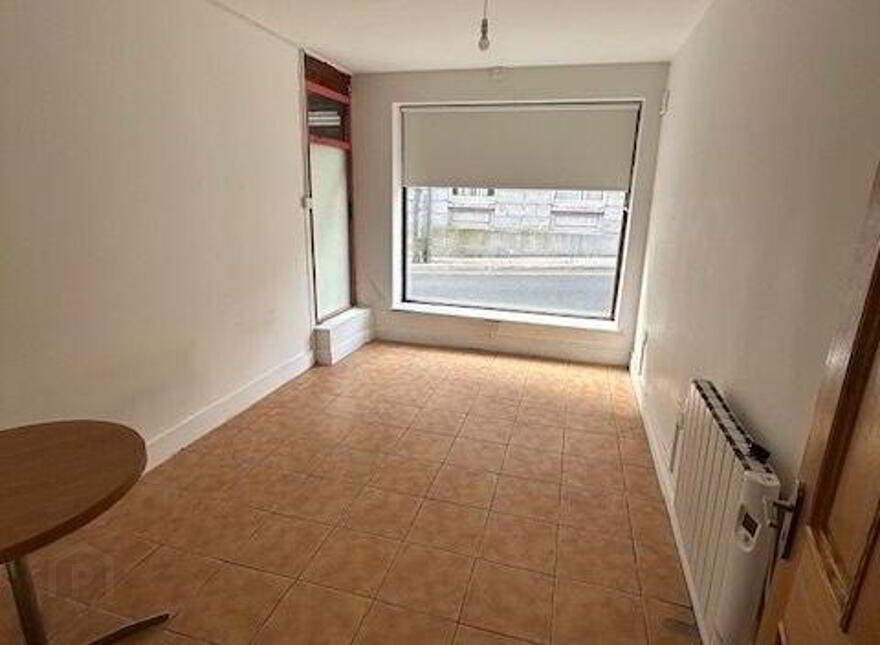 2 X Apts, 1 X Commercial Unit (Yield C. 14.5), Green Street, Boyle, F52HN25