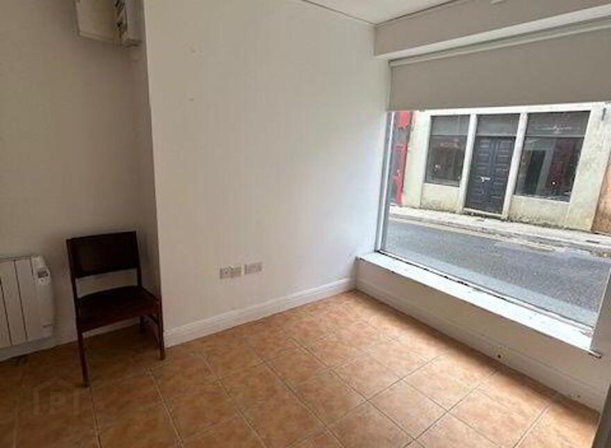 2 X Apts, 1 X Commercial Unit (Yield C. 14.5), Green Street, Boyle, F52HN25