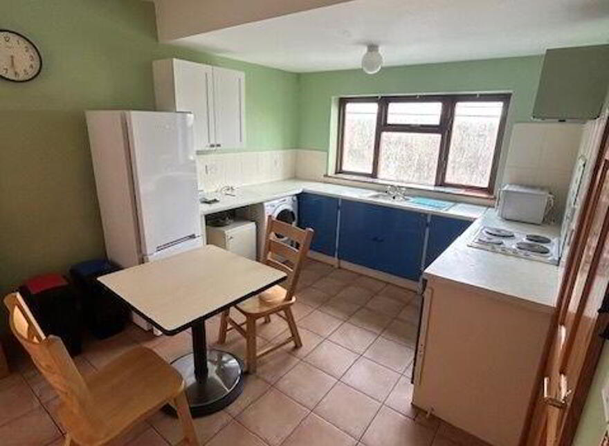 2 X Apts, 1 X Commercial Unit (Yield C. 14.5), Green Street, Boyle, F52HN25