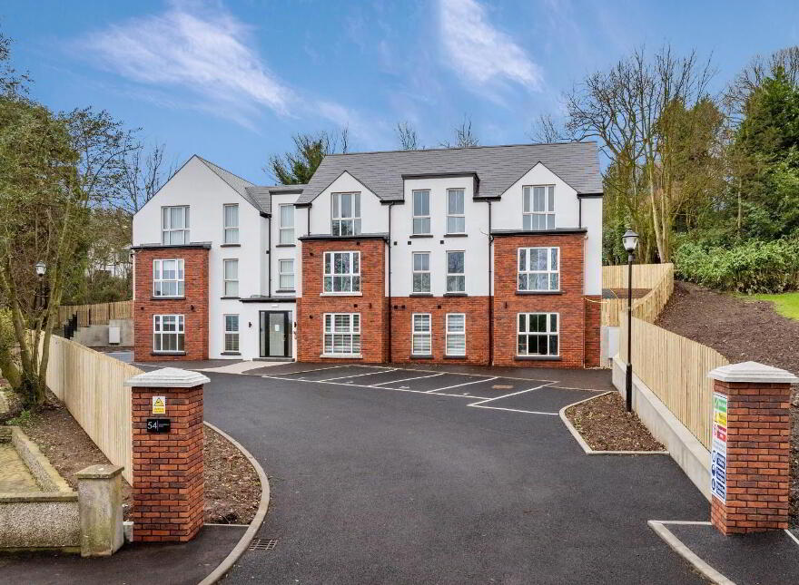 Apt 6, Castlerock Road, Coleraine, BT51 3JY