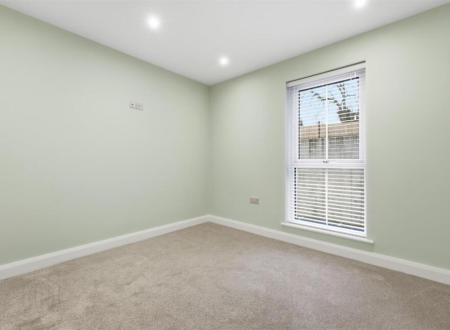 Apt 6, Castlerock Road, Coleraine, BT51 3JY