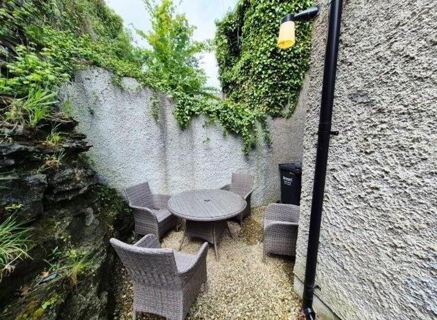 15 West Port, Ballyshannon, F94CC64