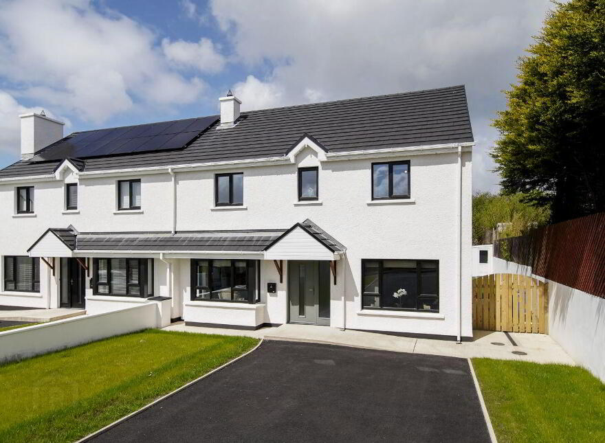 16 Solomons Manor, Letterkenny, F92P2R6
