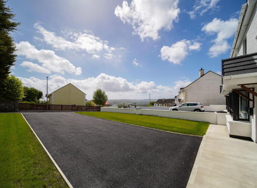 16 Solomons Manor, Letterkenny, F92P2R6