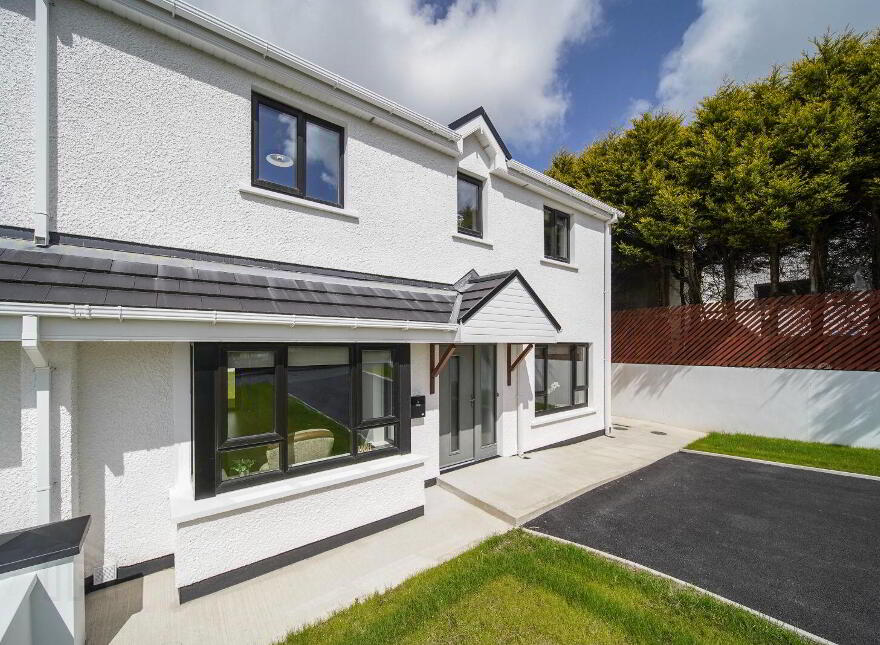 16 Solomons Manor, Letterkenny, F92P2R6