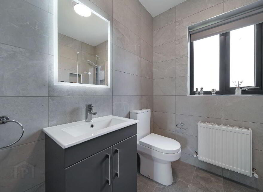 16 Solomons Manor, Letterkenny, F92P2R6