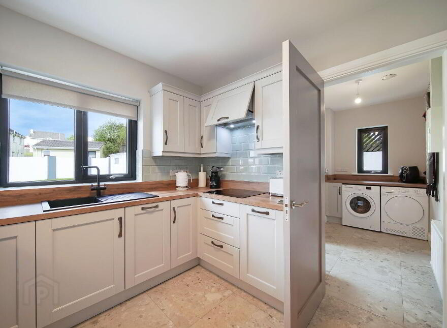 16 Solomons Manor, Letterkenny, F92P2R6