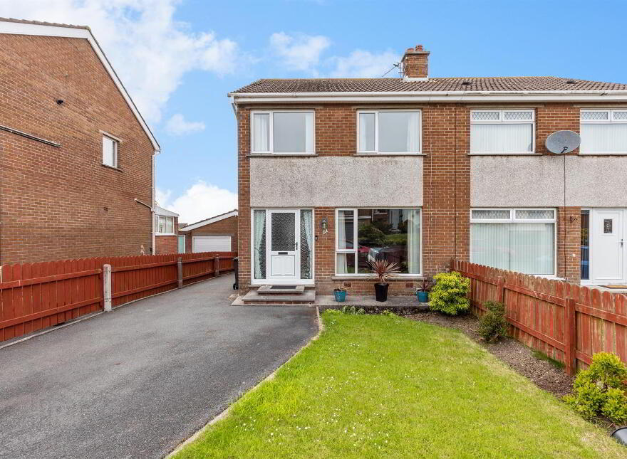 14 Abbeydale Drive, Newtownards, BT23 8RU