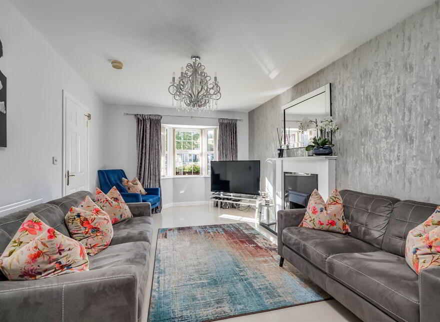 47 Mount Eagles Glen, Dunmurry, Belfast, BT17 0WS